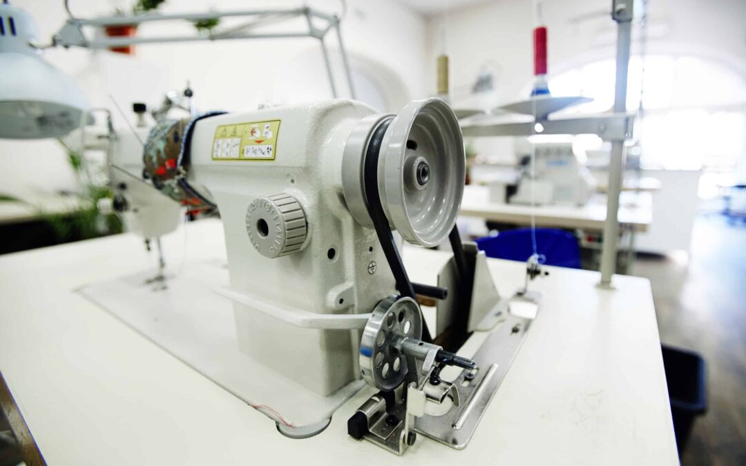 Machine for sewing